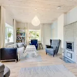 别墅 Leete Residence- 5br Elegant Family With Huge Garden&free Parking *