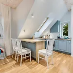 Leete Residence- 5br Elegant Family With Huge Garden&free Parking Вилла