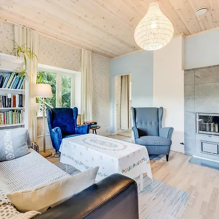 Villa Leete Residence- 5br Elegant Family With Huge Garden&free Parking