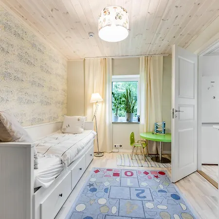 Leete Residence- 5br Elegant Family With Huge Garden&free Parking Willa