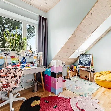 5br Elegant Family With Huge Garden&free Parking