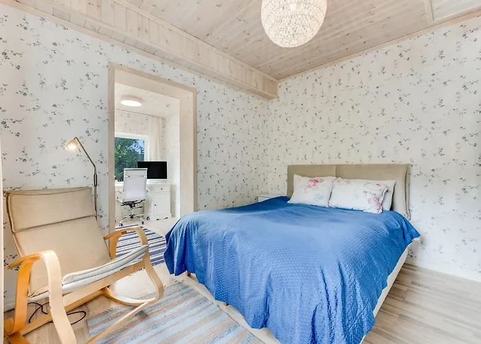 Leete Residence- 5br Elegant Family With Huge Garden&free Parking ヴィラ *