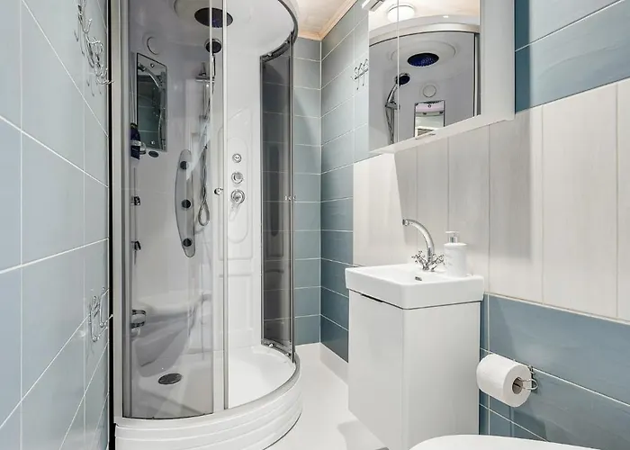 Βίλα Leete Residence- 5br Elegant Family With Huge Garden&free Parking