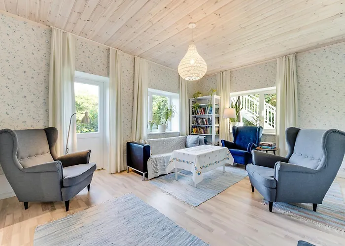 Leete Residence- 5br Elegant Family With Huge Garden&free Parking Villa Tallinn